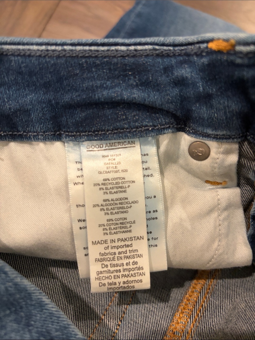 New With Tags Good American Always Fits Good Legs Crop Mini Boot - Picture 10 of 12